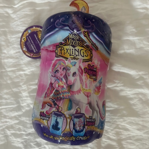 Magic mixies pixlings, doll and pegacorn with shimmer reveal - Picture 1 of 2